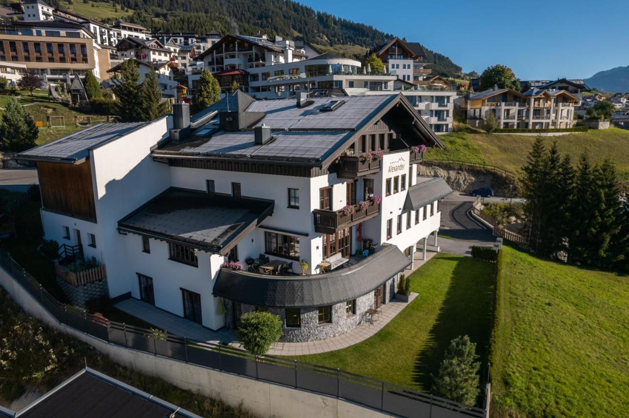 Appartements Alexander Fiss Exterior photo